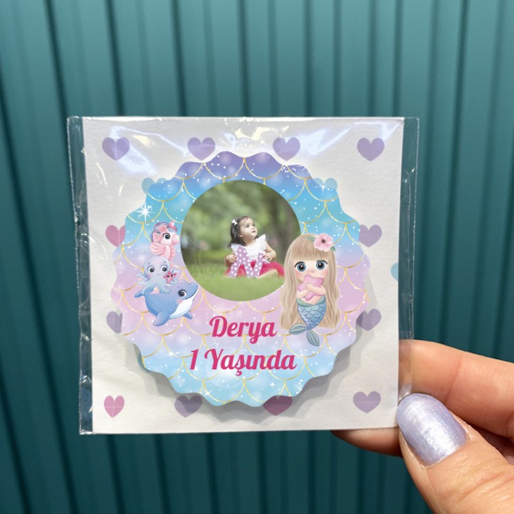 Magnet 0669 - Resimli Deniz Kızı Tasarım - Detay Görseli 1